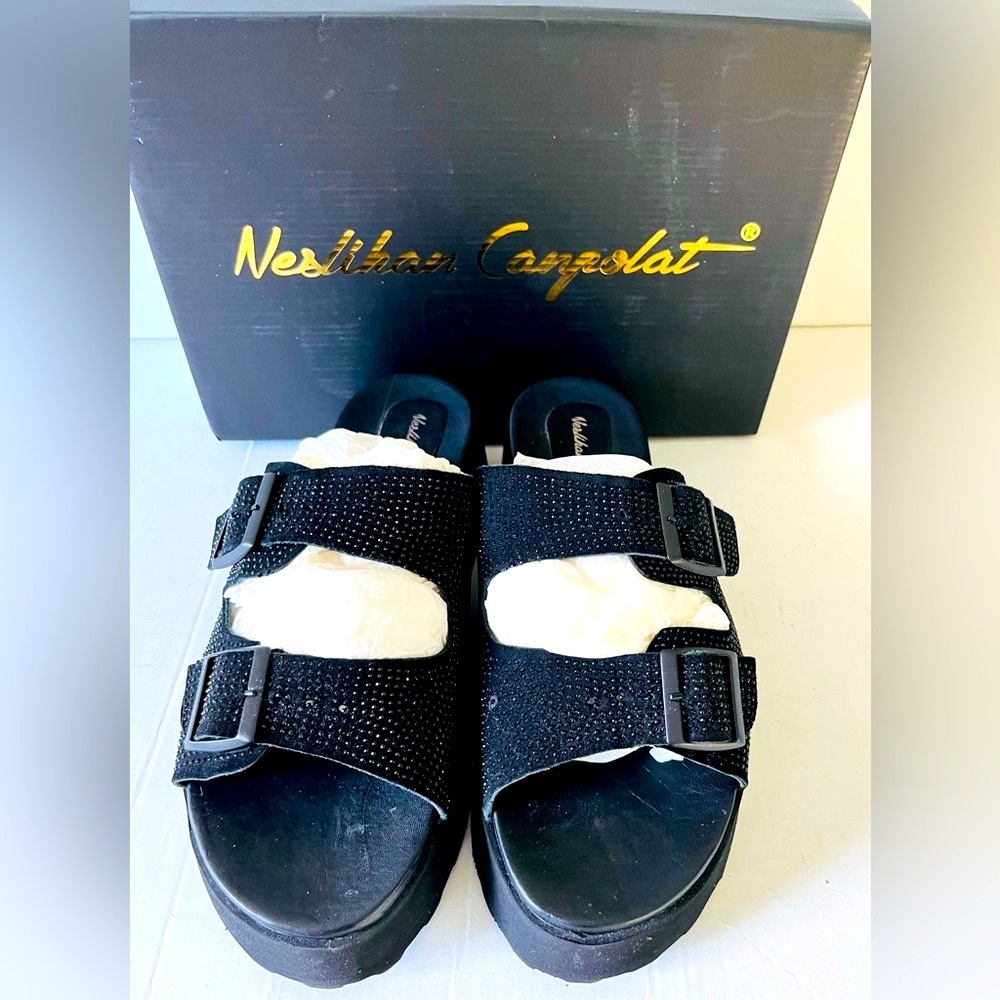 Comfortable and chique Black sparkling Sandals slides 2 adjustable Buckles US 10